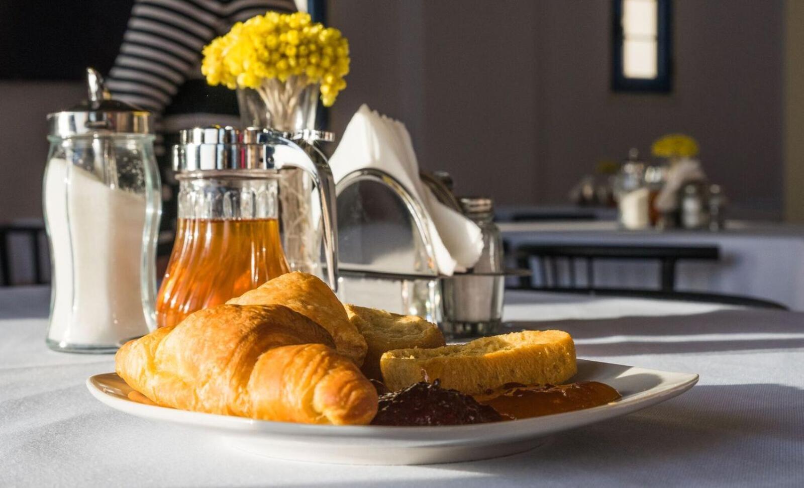 Anesis Hotel Agia Pelagia  외부 사진