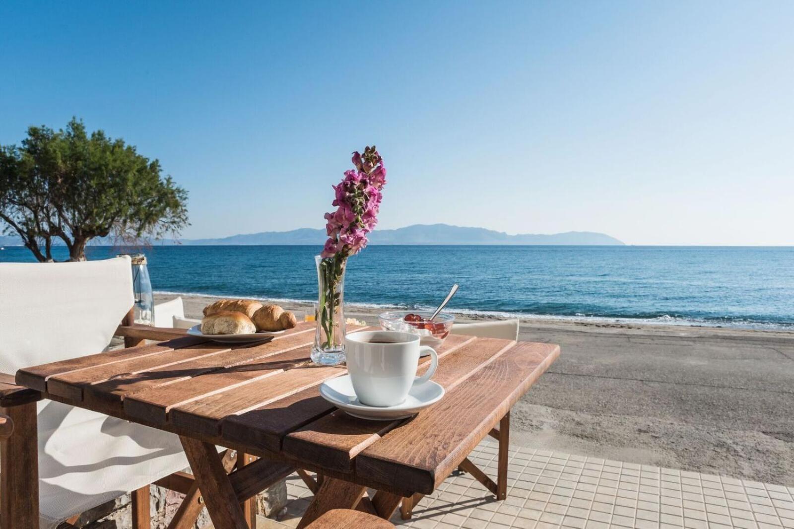 Anesis Hotel Agia Pelagia  외부 사진