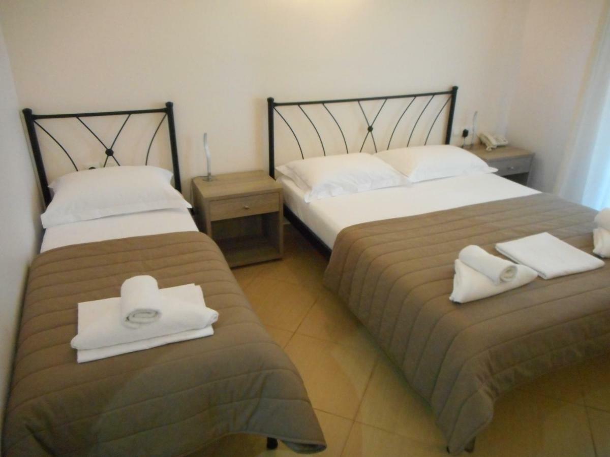 Anesis Hotel Agia Pelagia  외부 사진